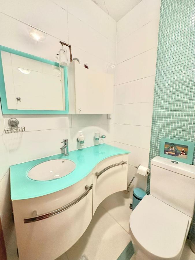 London Charm - Comfortable Room In Spacious House 外观 照片